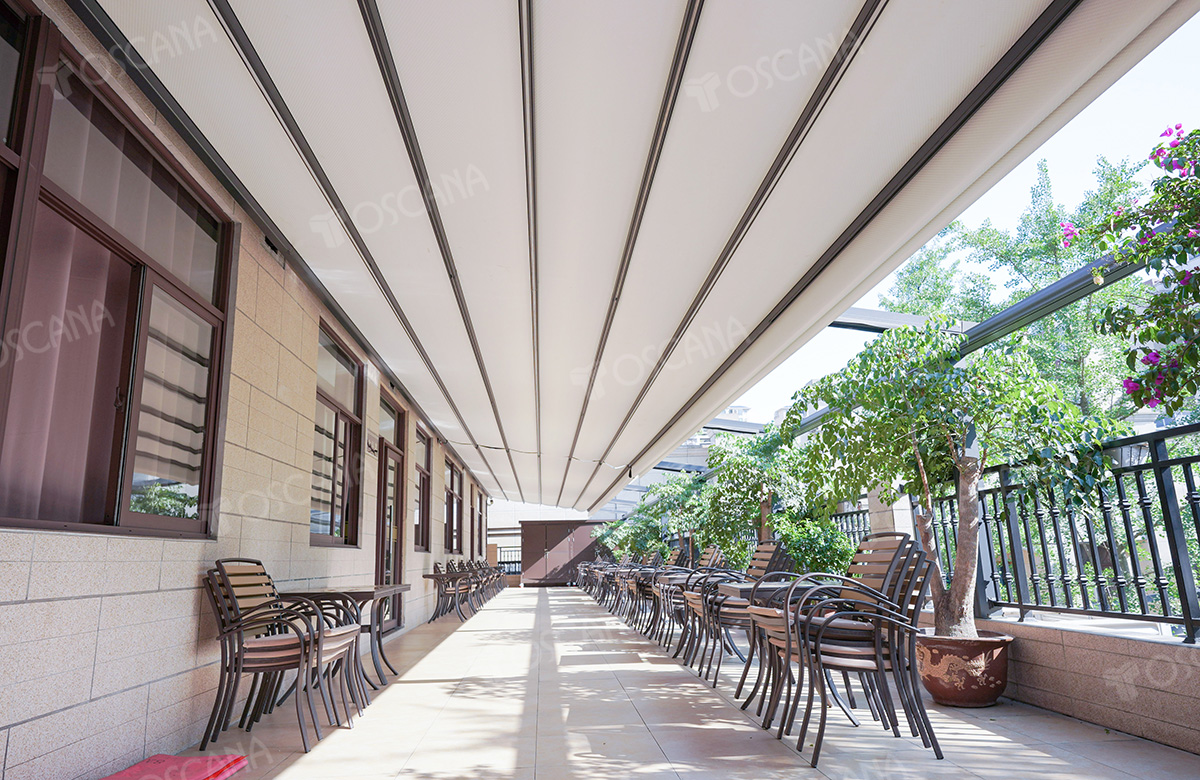 遮阳篷商业案例：成都月圆霖休闲庄