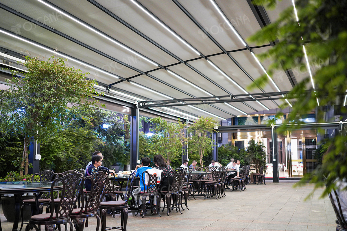 遮阳篷商业案例：成都月圆霖休闲庄